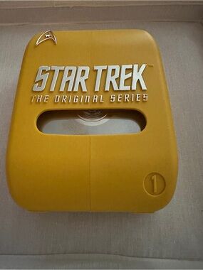 Star Trek: The Original Series Volume 1 - Yellow Collector DVD Case